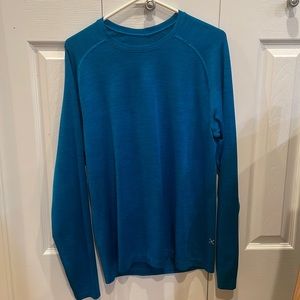 lululemon men’s long sleeve t-shirt